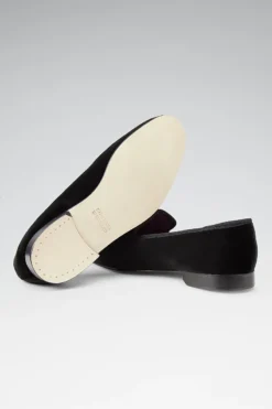 Black Skull & Crossbones Velvet Slippers -Fashion-New and Lingwood 2520427 black 4