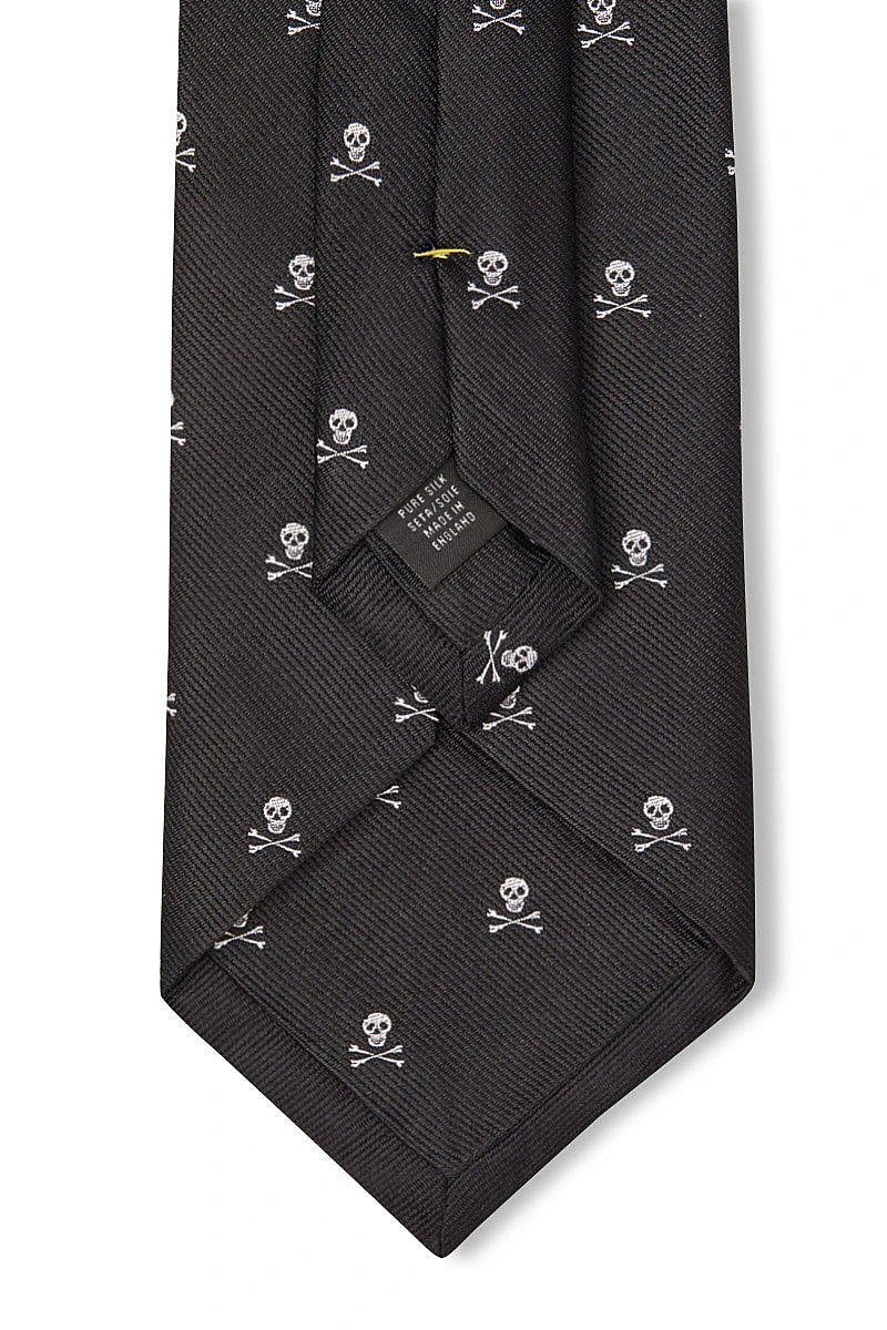 Black & White Skull & Crossbones Silk Tie 4 Black & White Skull & Crossbones Silk Tie - Image 4
