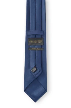 Navy Classic Satin Silk Tie -Fashion-New and Lingwood 3022623 plain silk tie navy navy 3