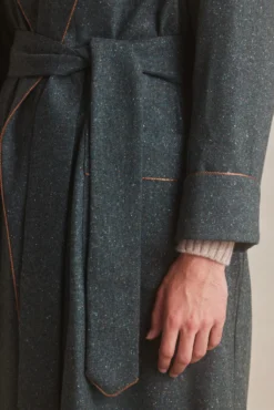 Green Donegal Fleck Unlined Cashmere Dressing Gown -Fashion-New and Lingwood donegal cashmere green 062 scaled