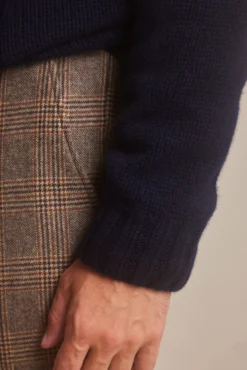 Navy Lambswool Roll Neck Sweater -Fashion-New and Lingwood lambswool roll neck sweater navy 043 scaled