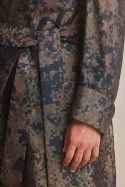 Pixelated Camo Unlined Silk Dressing Gown -Fashion-New and Lingwood pixelated camo unlined silk dressing gown green 063 scaled