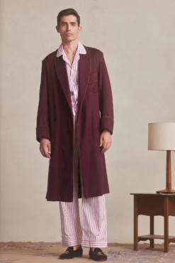 Burgundy Unlined Zibellino Cashmere Dressing Gown -Fashion-New and Lingwood plain ripple unlined cashmere dressing gown burgundy 001 scaled
